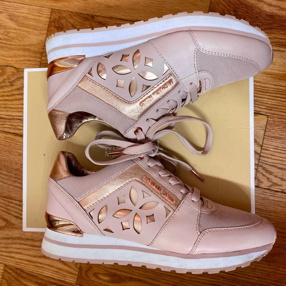 Michael Kors Light Pink with Rose Gold Trainers; Size 6.5 ✨ - Picture 8 of 8